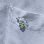 Broche rêveuse