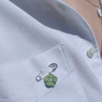 Broche rêveuse